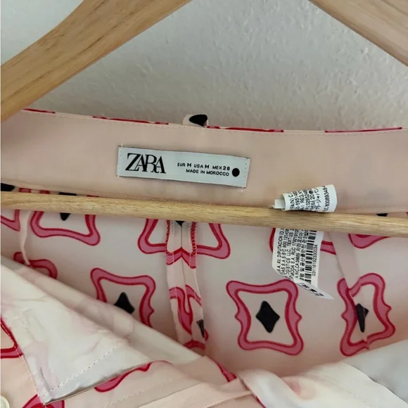 Zara Pink and Black Patterned Flare Pants - Picture 2 of 6